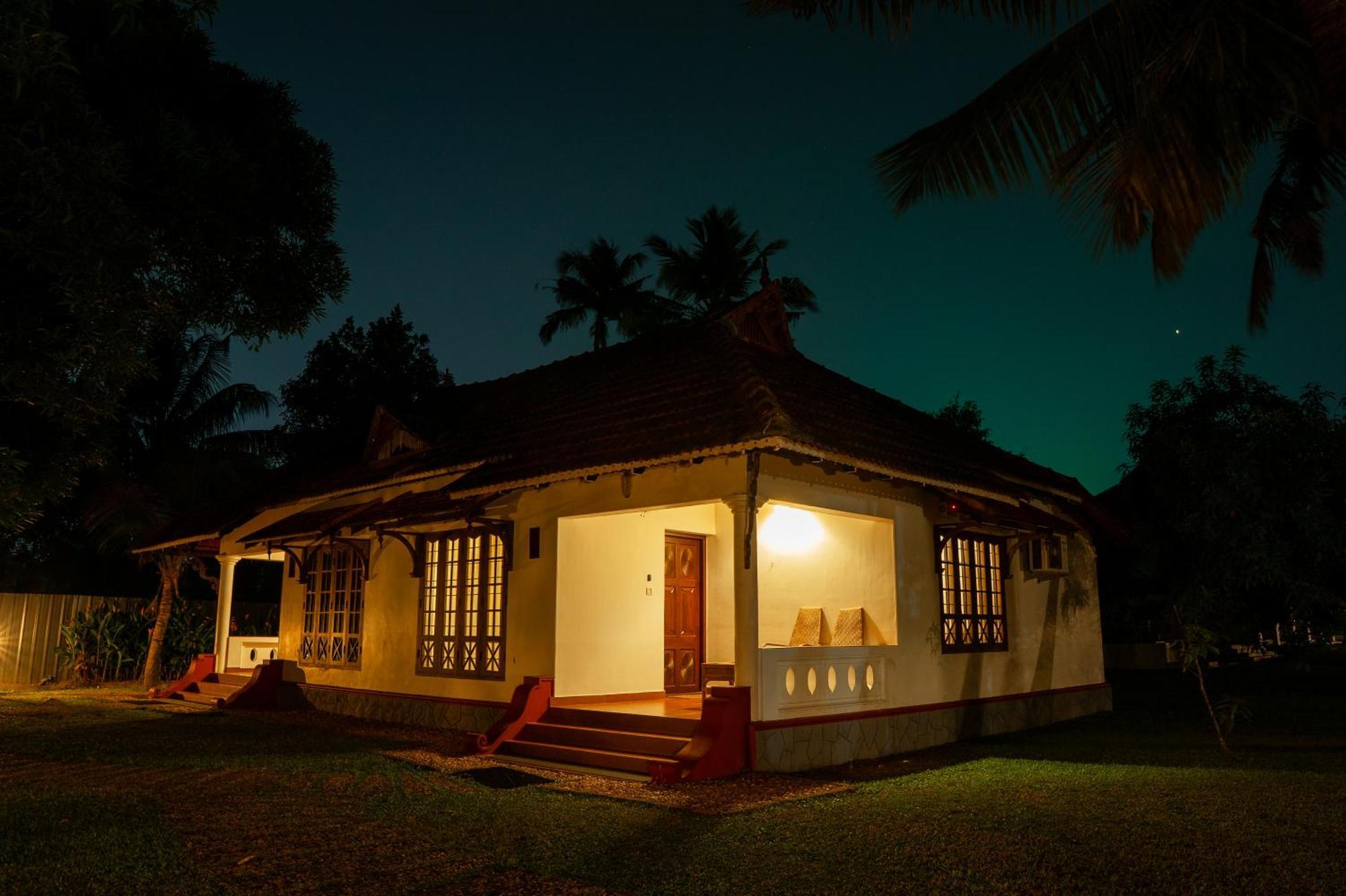 Palmgrove Lake Resort Alappuzha Kültér fotó
