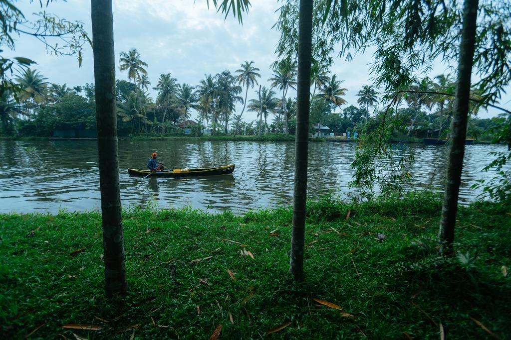 Palmgrove Lake Resort Alappuzha Kültér fotó